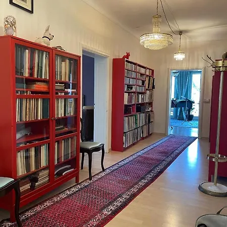 公寓 Musikalische Mit Rheinblick *